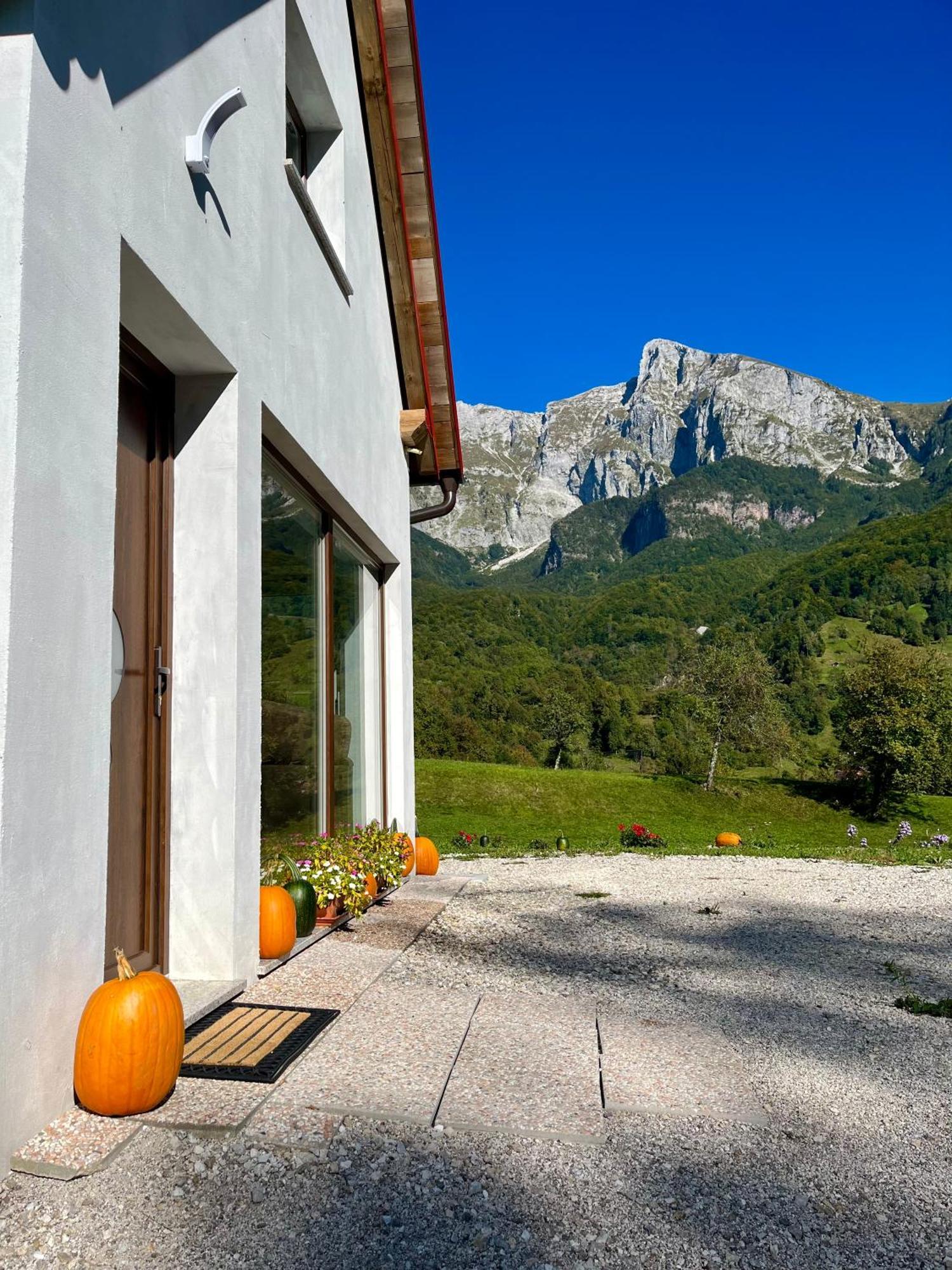 Holiday Home Dreams Кобарид Экстерьер фото