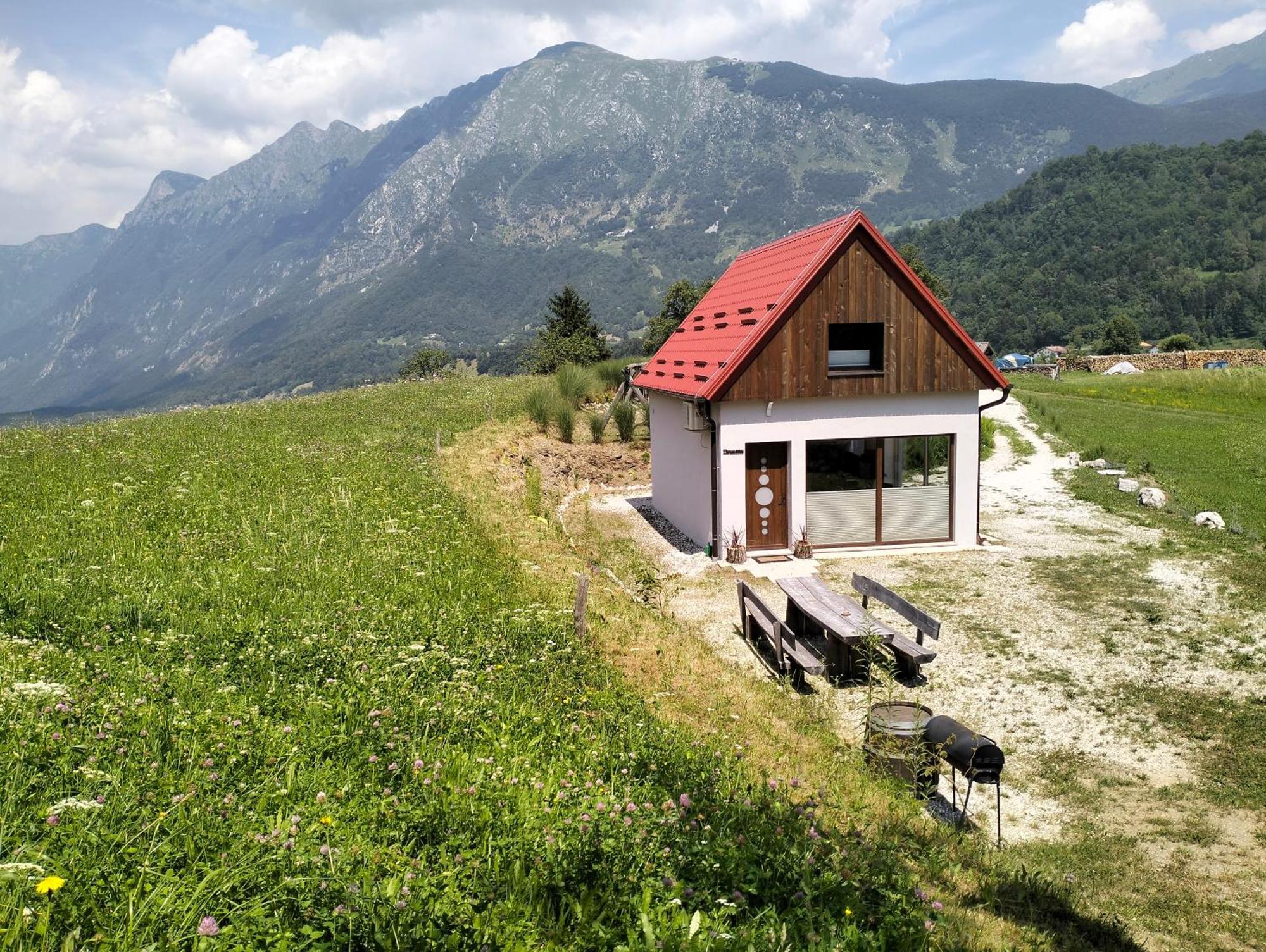 Holiday Home Dreams Кобарид Экстерьер фото